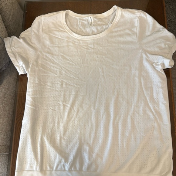 Athleta white In Motion seamless tee XL excellent condition - Picture 2 of 3